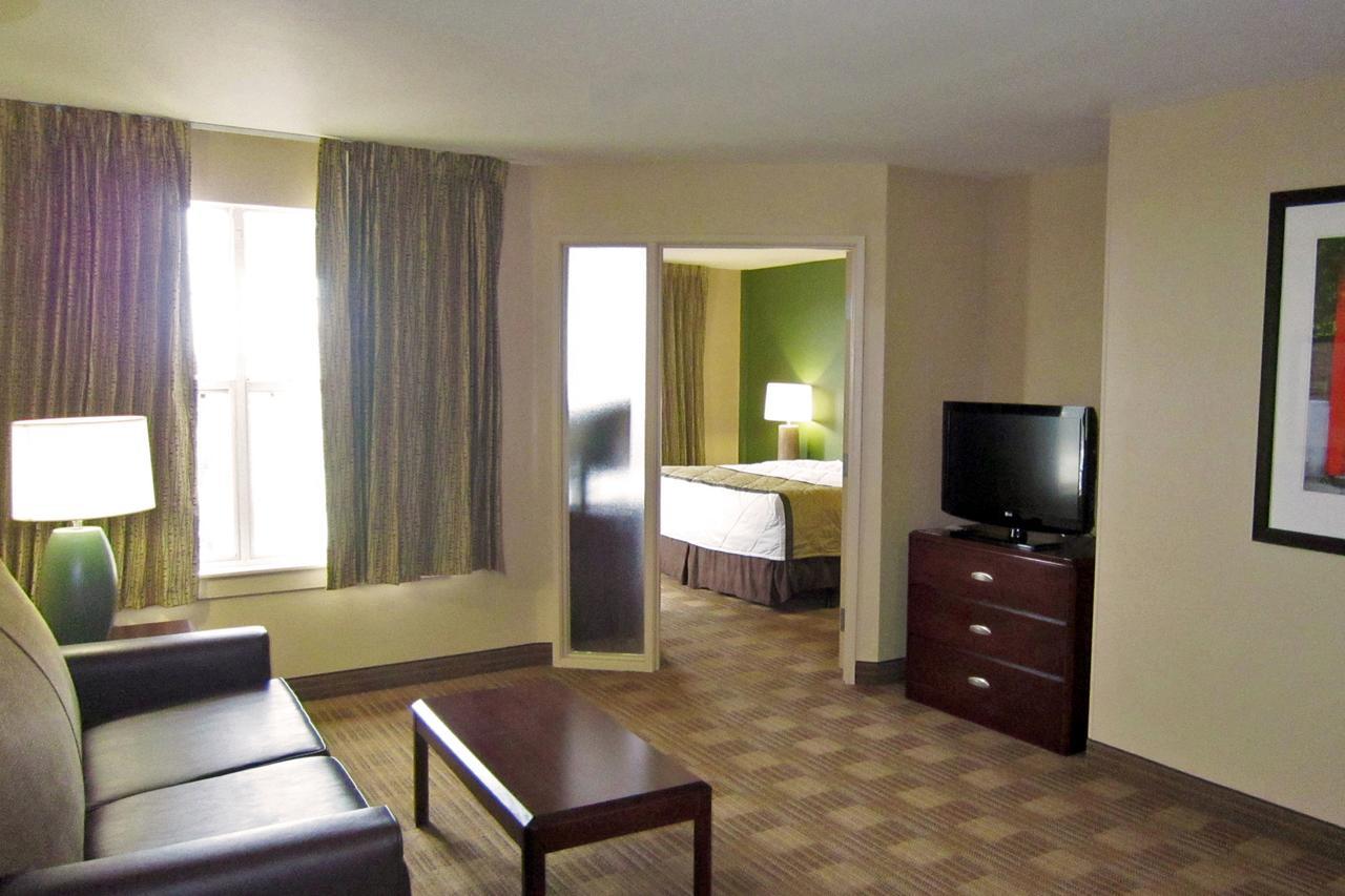 Extended Stay America Suites - Detroit - Auburn Hills - Featherstone Rd Bagian luar foto
